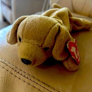 Ty Beanie baby fetch the dog with original tags